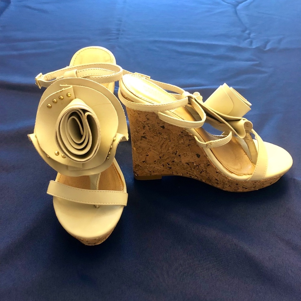Colin Stuart Cream Wedges
